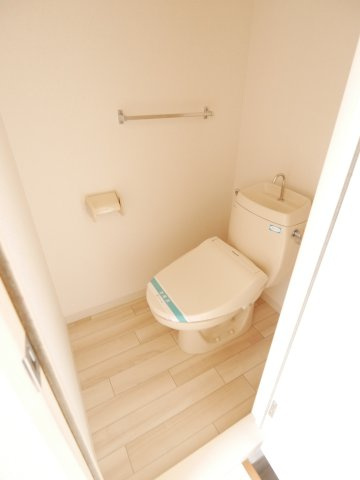 ツインコートBのトイレ|写真は別室の物です。現況優先。