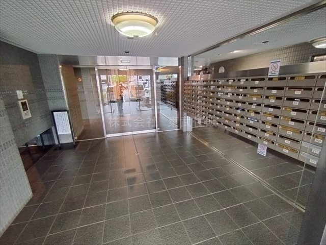 【エントランス】 | ハイホームみずほ台 | 落ち着いたエントランスです