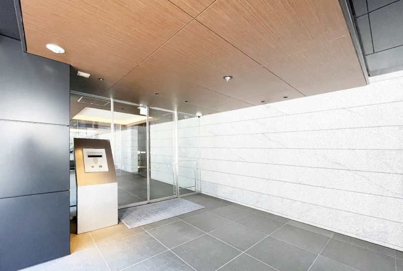 【エントランス】