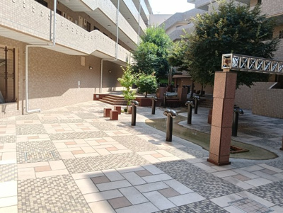 【中庭】 | ロイヤルプラザ三ツ沢