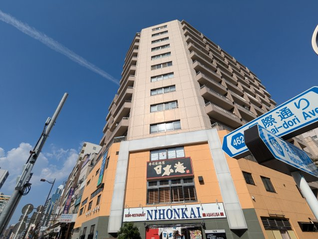 田原町マンションの外観