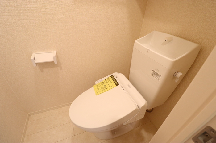 オテール・ロッシュⅠⅡのトイレ|温水洗浄暖房便座