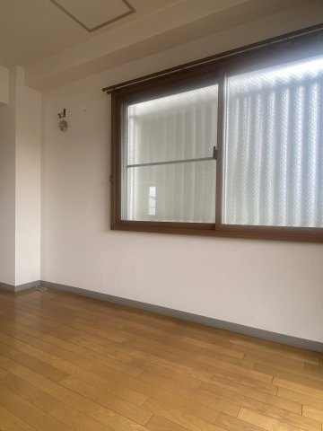 エステート土山の寝室