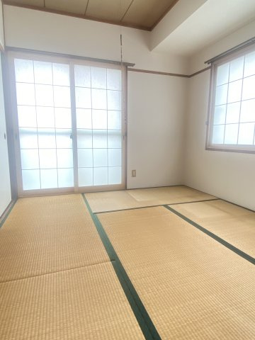 エステート土山の和室