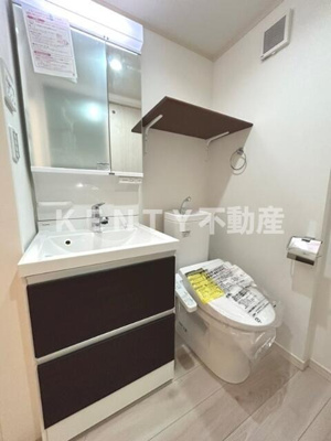 【トイレ】 | ハーミットクラブハウス横浜岸谷 | ゆったりとした空間のトイレです