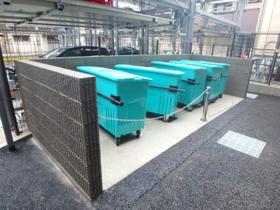 【その他共用部分】 | Ｌａ・Ｄｏｕｃｅｕｒ西宮北口 | ゴミステーションです