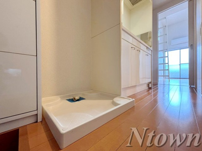 【設備】 | villa志賀本通(ヴィラシガホンドオリ) | 洗濯機置き場です