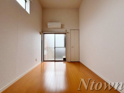 【居間・リビング】 | villa志賀本通(ヴィラシガホンドオリ) | ゆったりとしたリビングです