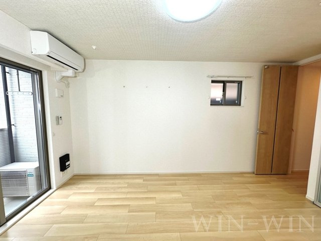 ブールバールの居間・リビング