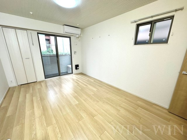 ブールバールの居間・リビング