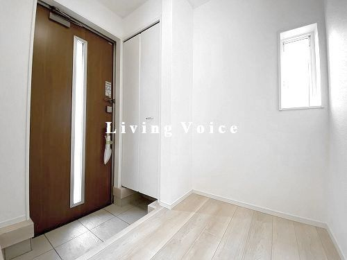 【玄関】 | 【仲介手数料０円】平塚市岡崎第23　新築一戸建て　全3棟 | 平塚市岡崎第23　新築一戸建て　全3棟