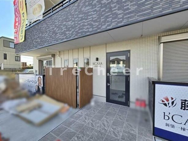 ビーカーサ西大泉のエントランス