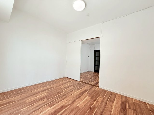 千林ビューティーハイツの洋室