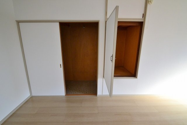 広島市西区井口１丁目の一戸建ての収納