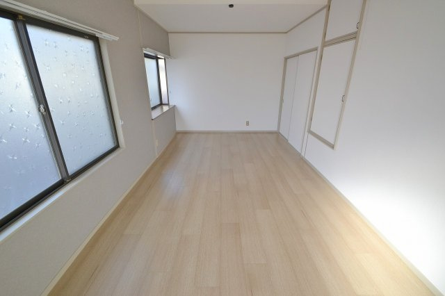 広島市西区井口１丁目の一戸建ての内装