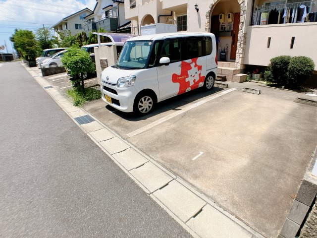 赤城館の駐車場