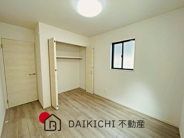 【洋室】 | 鴻巣市宮前第1期　ワイウッドコート　新築戸建　全8棟　1号棟