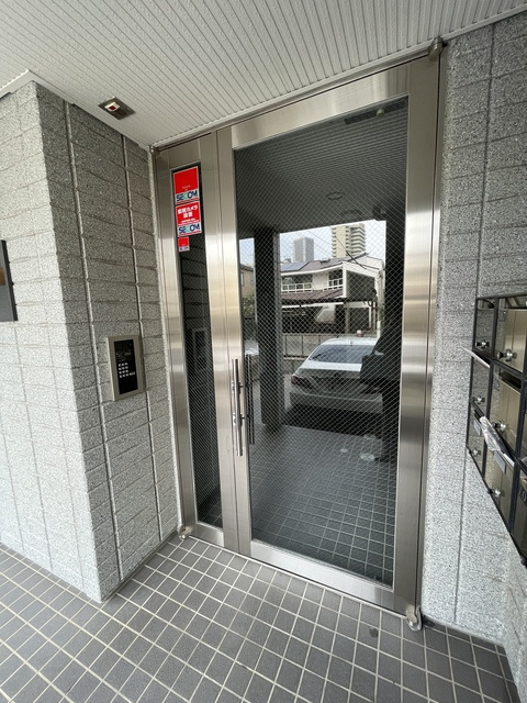 ドエル目白のエントランス|★オートロック付きエントランス★