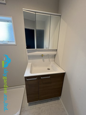 茅ヶ崎市香川5丁目　新築戸建　全11棟2号棟の独立洗面台|独立洗面台です