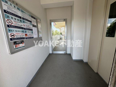 【ロビー】 | ピアチェーヴォレ