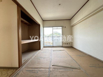 【内装】 | ピアチェーヴォレ | 画像は清掃前のものです。現況優先。