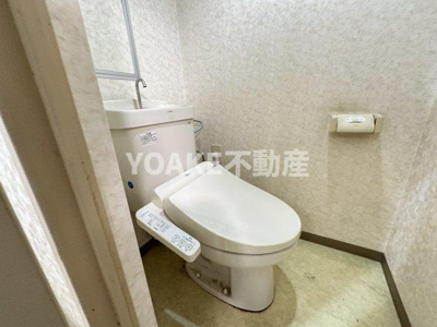 【トイレ】 | ピアチェーヴォレ | 画像は清掃前のものです。現況優先。