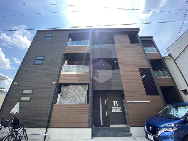 レガリスト長瀬の外観