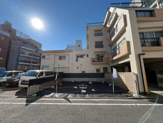 豊島区東池袋2丁目　建築条件無し売地の外観|現地写真

現地ご見学希望・資料請求などお気軽にお問い合わせ下さい！
03-5990-5201