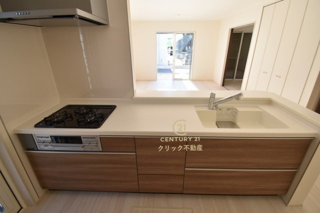 リーブルガーデン  水戸見川　12期　2の区画図|南東側道路で日当たり良好。駐車３台可能です。