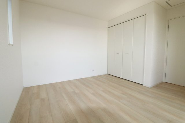 郡山市大槻町字三角田　　　５号棟　　　大槻小学校、大槻中学区の収納