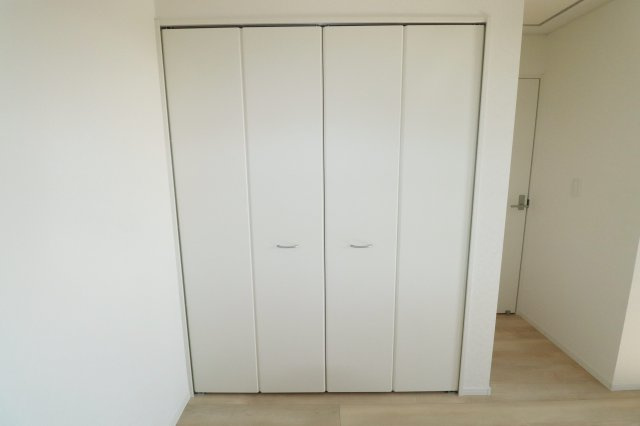 郡山市大槻町字三角田　　　５号棟　　　大槻小学校、大槻中学区の収納