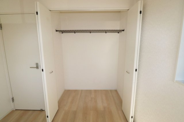 郡山市大槻町字三角田　　　５号棟　　　大槻小学校、大槻中学区の収納