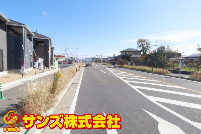 郡山市大槻町字三角田　　　５号棟　　　大槻小学校、大槻中学区の外観|南西側から見た区画全体