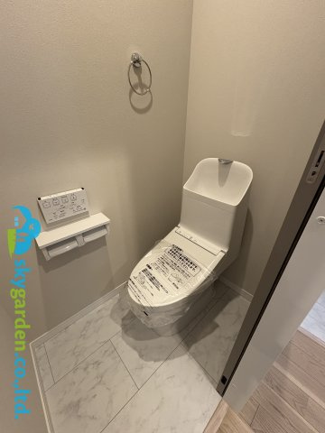 茅ヶ崎市香川5丁目　新築戸建　全11棟3号棟のトイレ