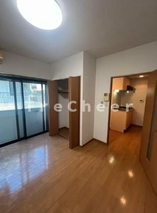 YKマンション3の居間・リビング