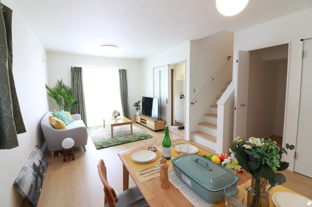 丸亀市城東町④　新築戸建　19.2 帖のLDK