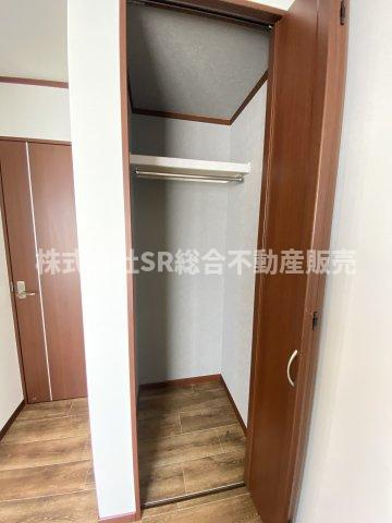 花園西町1丁目中古戸建の収納|便利な収納スペースです