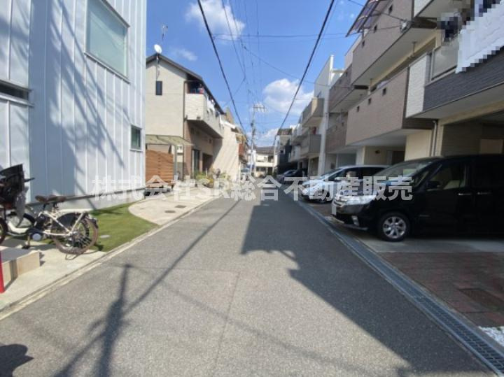 花園西町1丁目中古戸建の前面道路含む現地写真|前面道路含む現地写真です