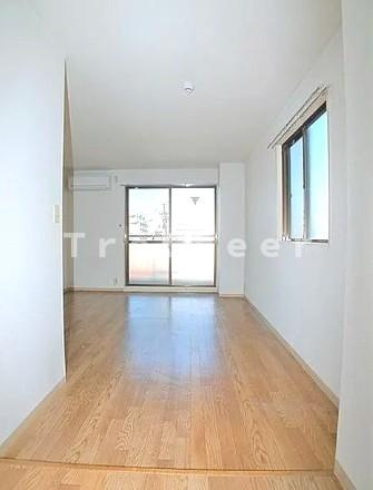 サーバンMの内装