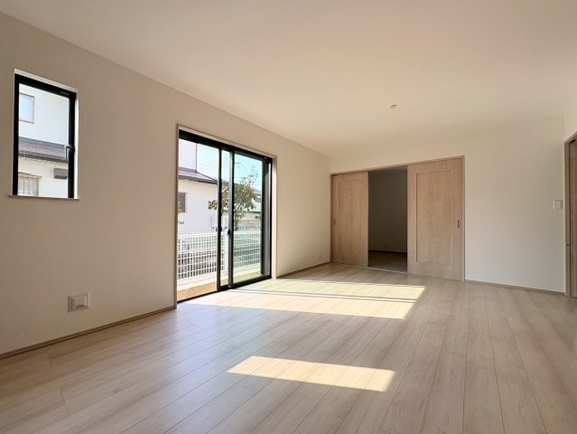 角地で陽当り・通風良好　広々4LDK　春日台9丁目　全2棟　B号棟のその他