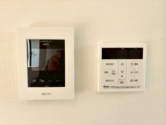 角地で陽当り・通風良好　広々4LDK　春日台9丁目　全2棟　B号棟の防犯設備