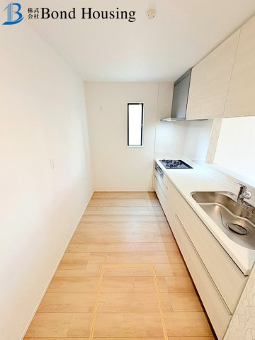 全居室収納あり・お車並列2台駐車可　春日台9丁目　全2棟　A号棟のキッチン