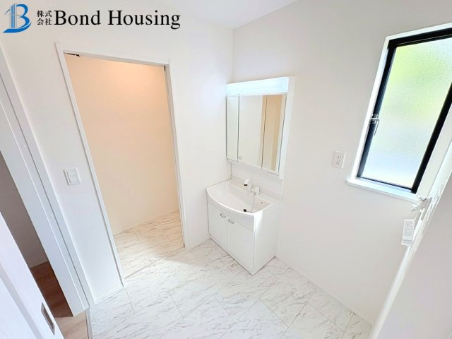 全居室収納あり・お車並列2台駐車可　春日台9丁目　全2棟　A号棟のその他