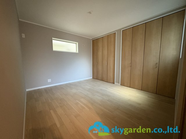 茅ヶ崎市香川5丁目　新築戸建　全11棟6号棟の寝室|落ち着いた色調の寝室です