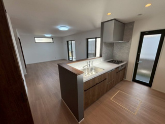 【キッチン】 | 狭山市狭山台4丁目　新築分譲　西武新宿線『狭山市駅』バス12分　【狭山台小学区】