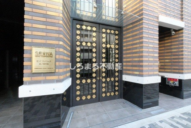 セイワパレス森ノ宮中央のエントランス