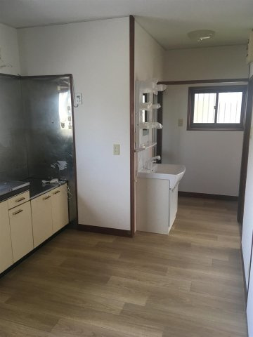 御立西一戸建の居間・リビング