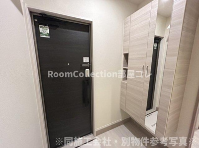 【玄関】 | セレスティア岐南　East