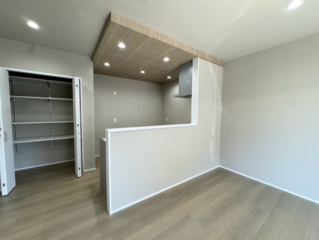 RESET HOUSE－リセットハウス－小倉南区朽網東6丁目　【小倉南区　中古戸建て】のその他|大容量のパントリー♪まとめ買いが出来ますね♪【小倉南区　中古戸建て】