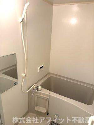 【浴室】 | メルベーユプレイス | 追い焚き機能付き